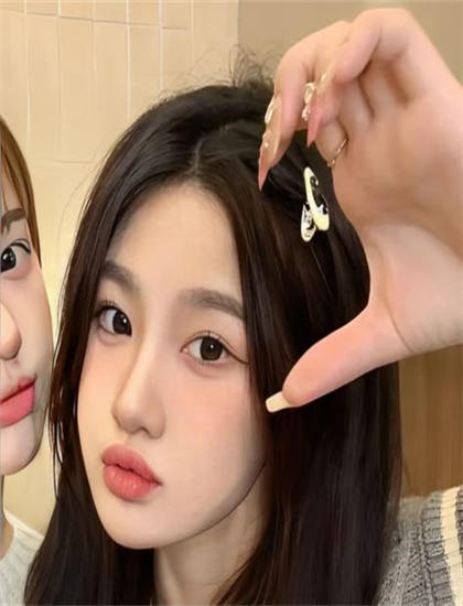 乔妍的心事电影全集免费观看高清_影帝的公主在线观看_女人把球球给男生抓的视频